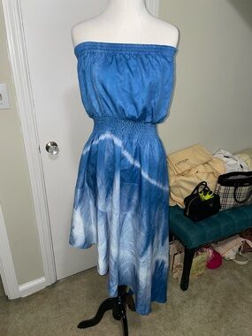Blue Tie-Dye Strapless Midi Dress